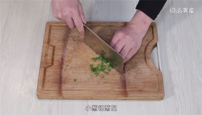 酸辣木耳鸡蛋汤做法步骤：5