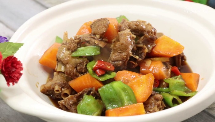 大鹅炖萝卜做法步骤：21