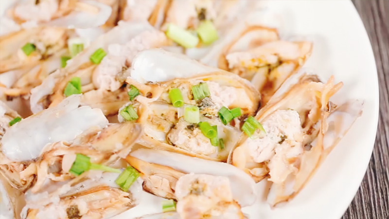 盐烤蛏子做法步骤：9