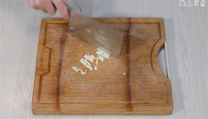 鸡脚凉拌做法步骤：4