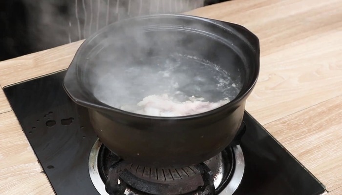 山药大骨汤做法步骤：6