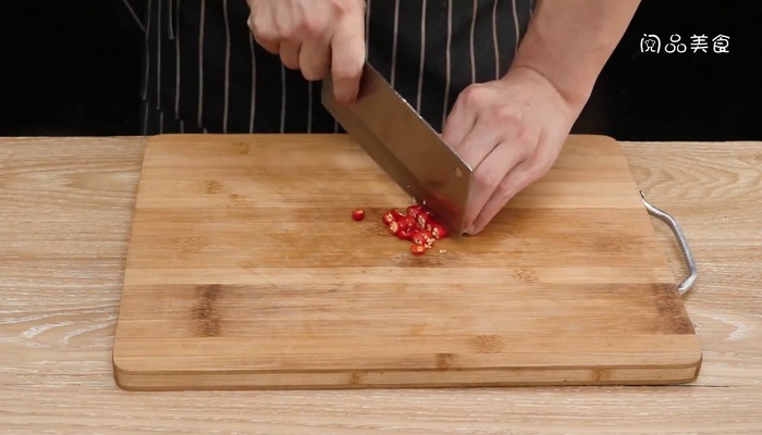 炒茄子做法步骤：6