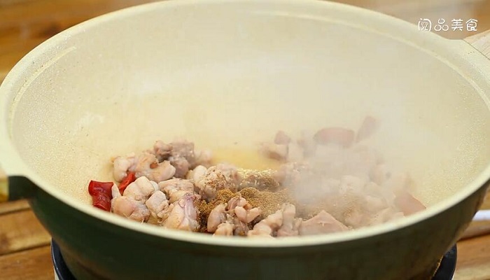 五香孜然兔做法步骤：9