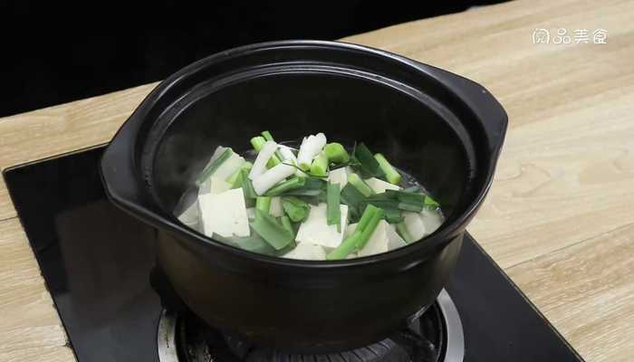 羊肉豆腐蒜煲做法步骤：10