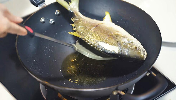 大鹅炖萝卜做法步骤：11