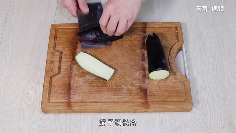 红烧茄子做法步骤：2