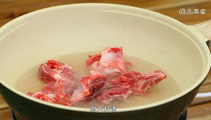 竹荪排骨汤做法步骤：4