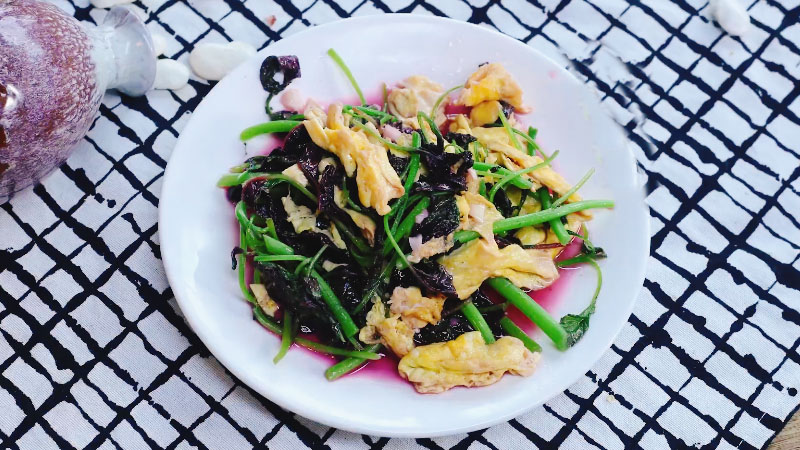 苋菜炒鸡蛋做法步骤：7