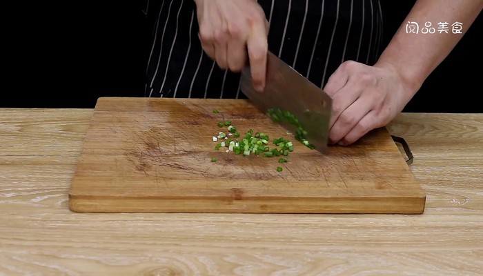 鸡脚做法步骤：4