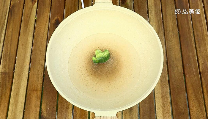 糖醋鱼做法步骤：2