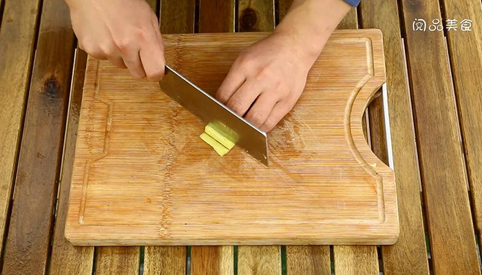 咖喱牛肉做法步骤：3