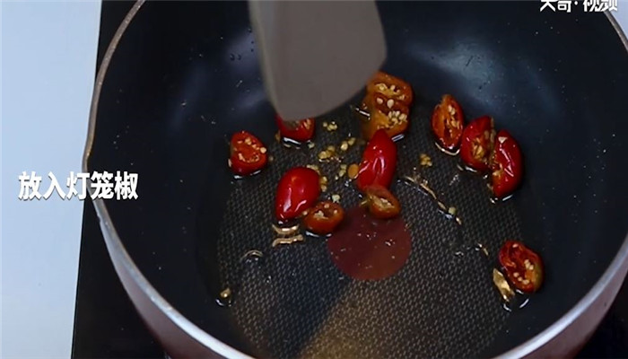 泡椒黄喉做法步骤：8