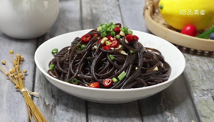 辣拌蕨根粉做法步骤：8