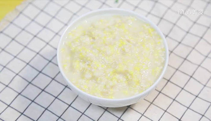 燕麦玉米牛奶粥