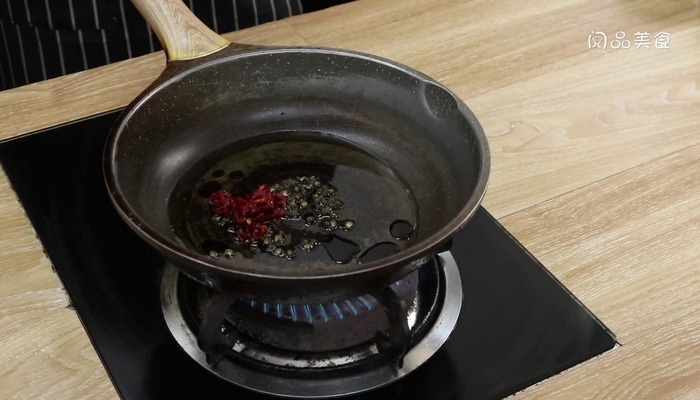 鱼香茄饼做法步骤：10