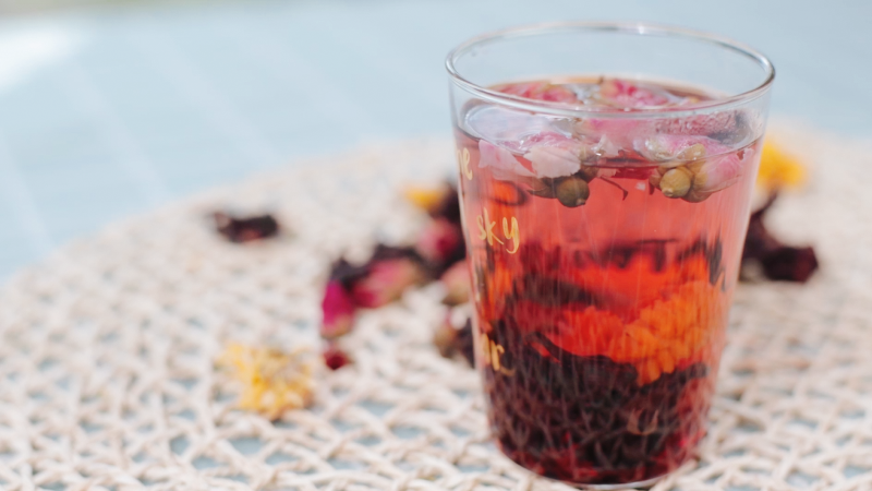 金盏玫瑰茄茶做法步骤：6