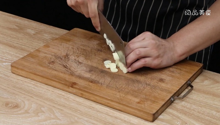 酸辣鸡杂做法步骤：4