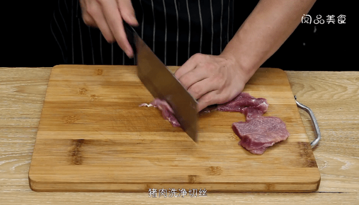 榨菜炒肉丝做法步骤：2