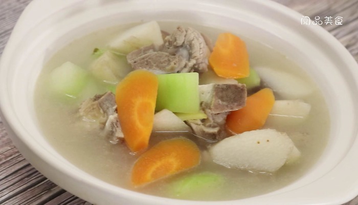 咸猪骨节瓜淮山汤