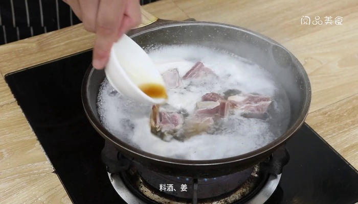 珍珠菇排骨焖饭做法步骤：8