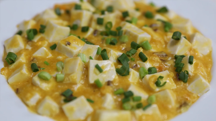 咸蛋豆腐羹做法步骤：10