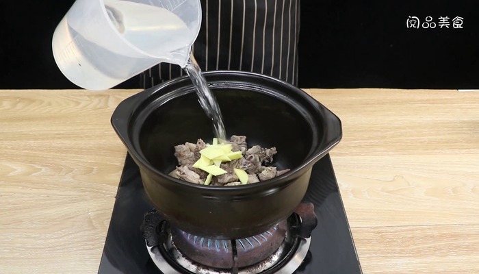 老鹅萝卜汤做法步骤：8