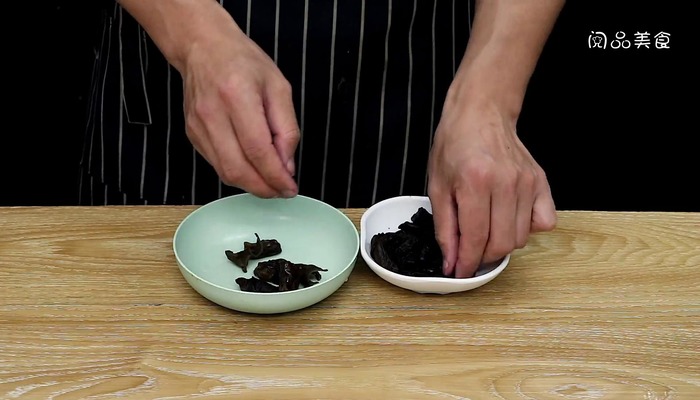 猪血炒豆干做法步骤：12