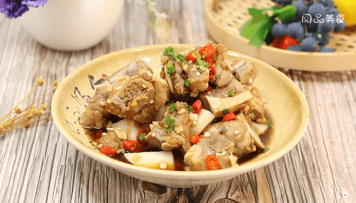 芋头蒸排骨做法步骤：8