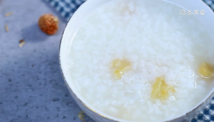 鱼胶瑶柱粥做法步骤：3