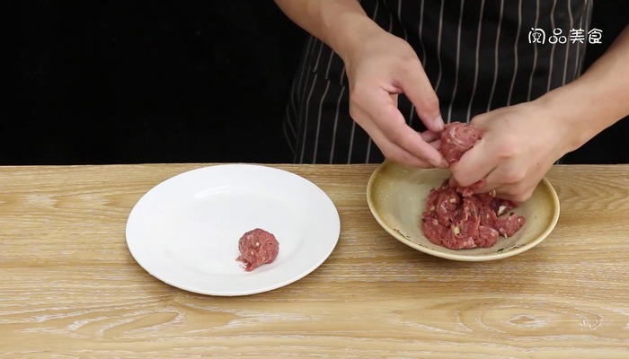 潮州牛肉丸做法步骤：7