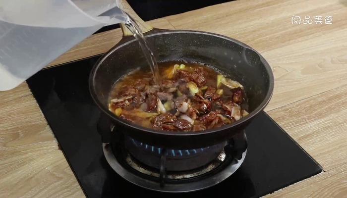 西红柿炖牛腩做法步骤：10