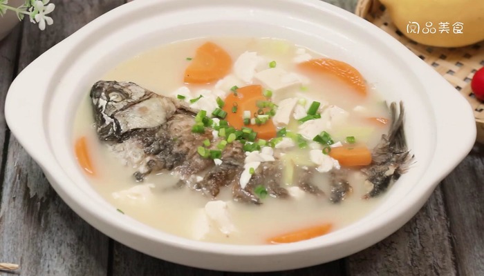 鲫鱼豆腐汤