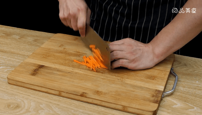 洋葱炒鸡蛋做法步骤：8