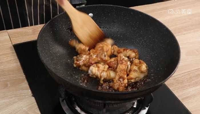 红烧鸡翅根做法步骤：7