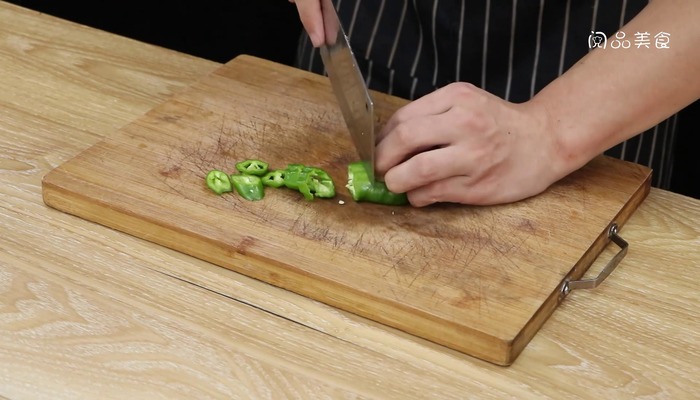 双椒包菜做法步骤：4