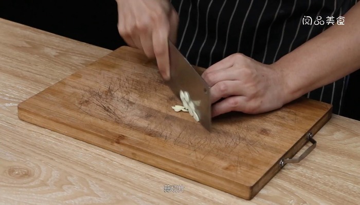 芥兰炒鸡蛋做法步骤：5