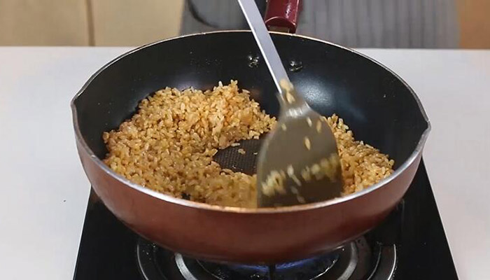 茶树菇炒五花肉做法步骤：12