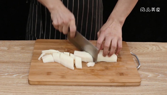 排骨莲藕汤做法步骤：3