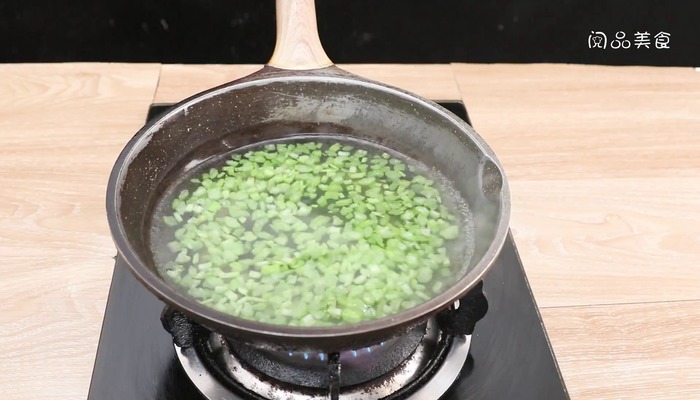 芹菜饺子做法步骤：6