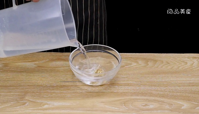 水鱼汤做法步骤：5