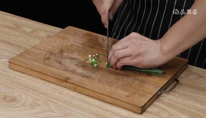 鸡蛋面条做法步骤：3