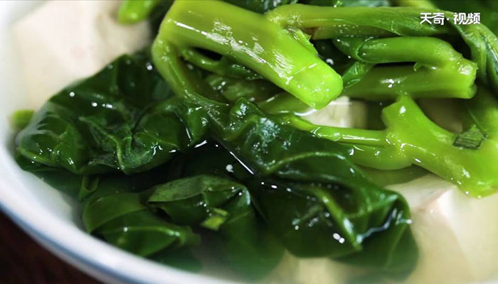 木耳菜豆腐汤做法步骤：7