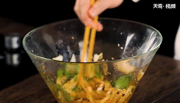 凉拌萝卜皮做法步骤：10