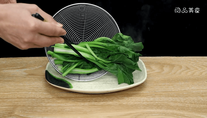 白灼芥兰做法步骤：6