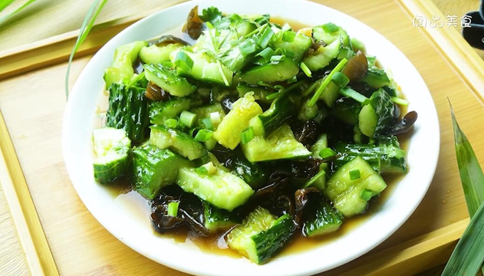 木耳拌黄瓜做法步骤：9