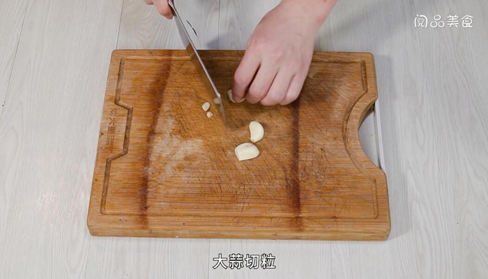 炒咸辣菜做法步骤：5