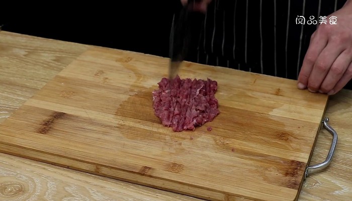 牛肉馅饺子做法步骤：4