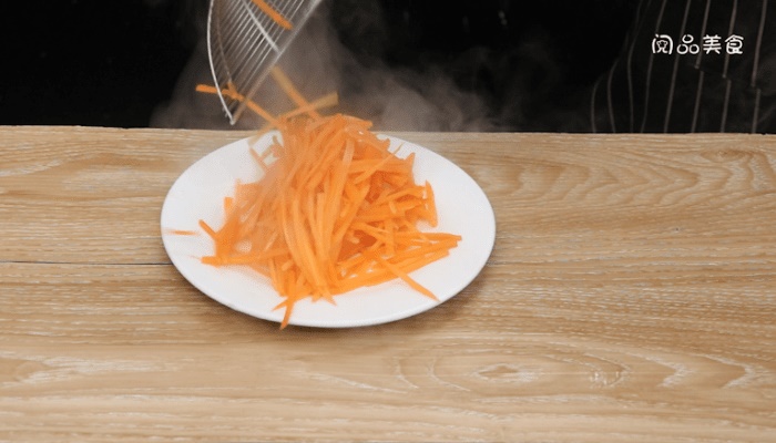 肉末胡萝卜丝做法步骤：5