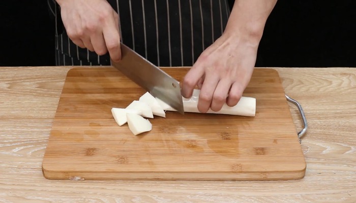 山药大骨汤做法步骤：3