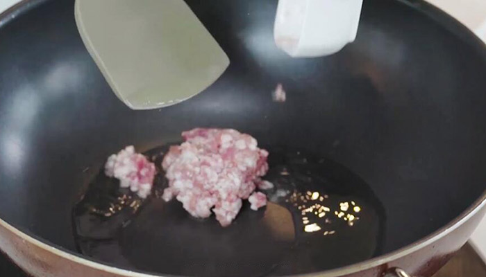 丝瓜炖鸡做法步骤：8